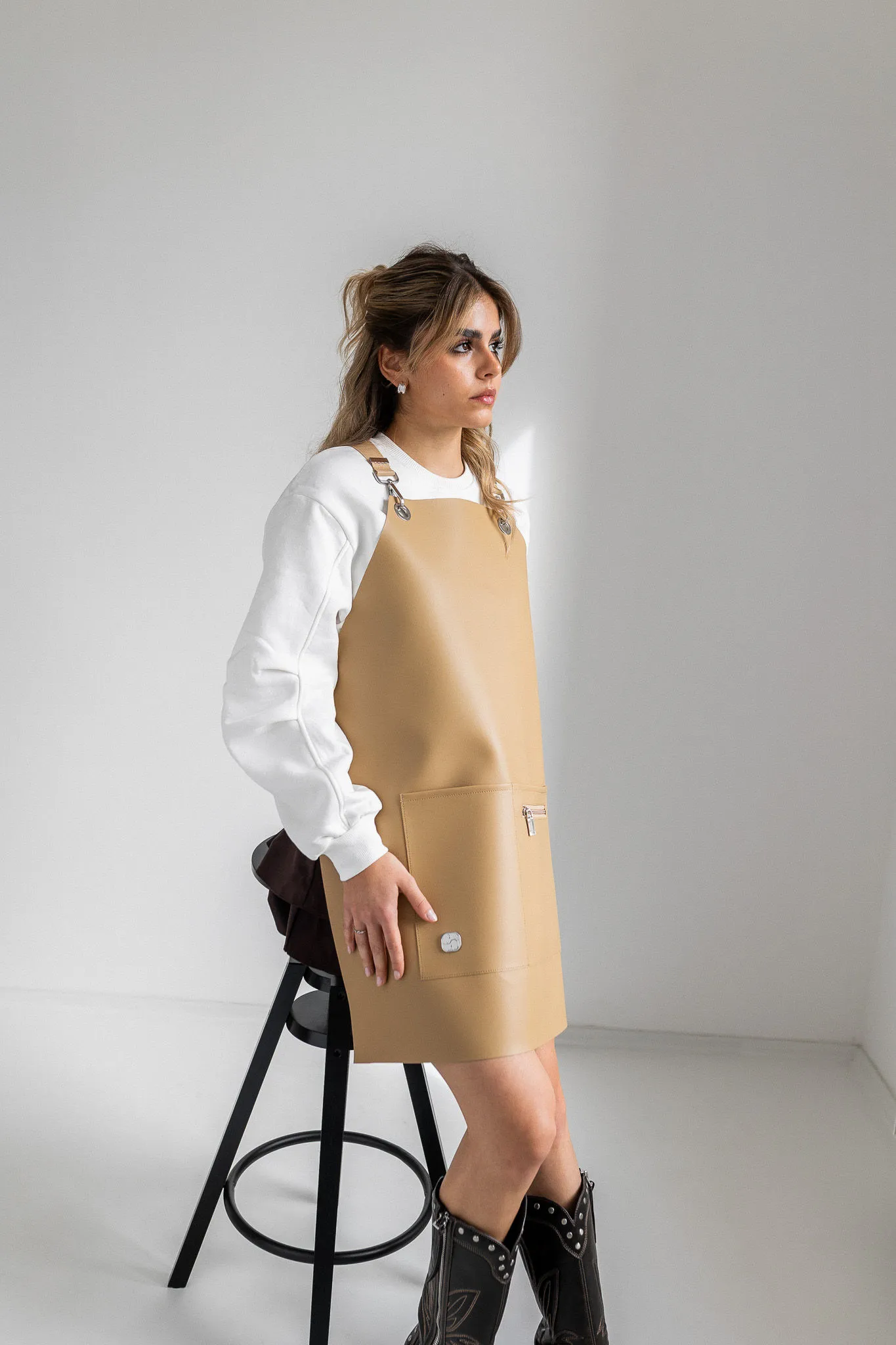 Sienna barna kötény